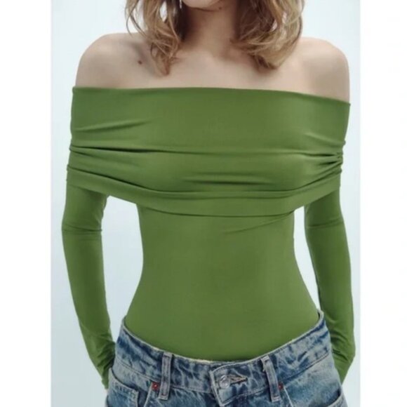 Zara - Off-The-Shoulder Bodysuit 3905/159/513 | Medium | Green Meadow - Picture 4 of 11